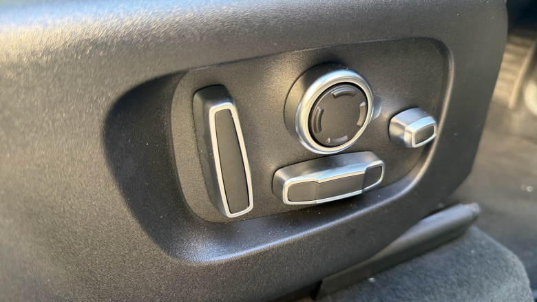 Land Rover Range Rover Velar 2.0 D200 MHEV Autobiography 5dr Auto [Revised] Diesel Estate